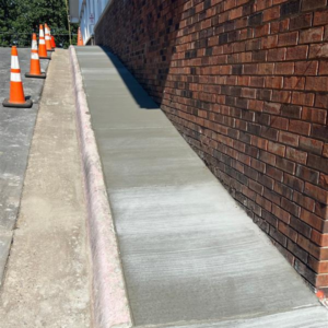 Commercial Concrete Sidewalk